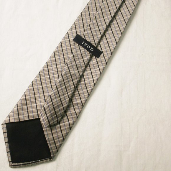 IZOD Silk Tie - Picture 2 of 2